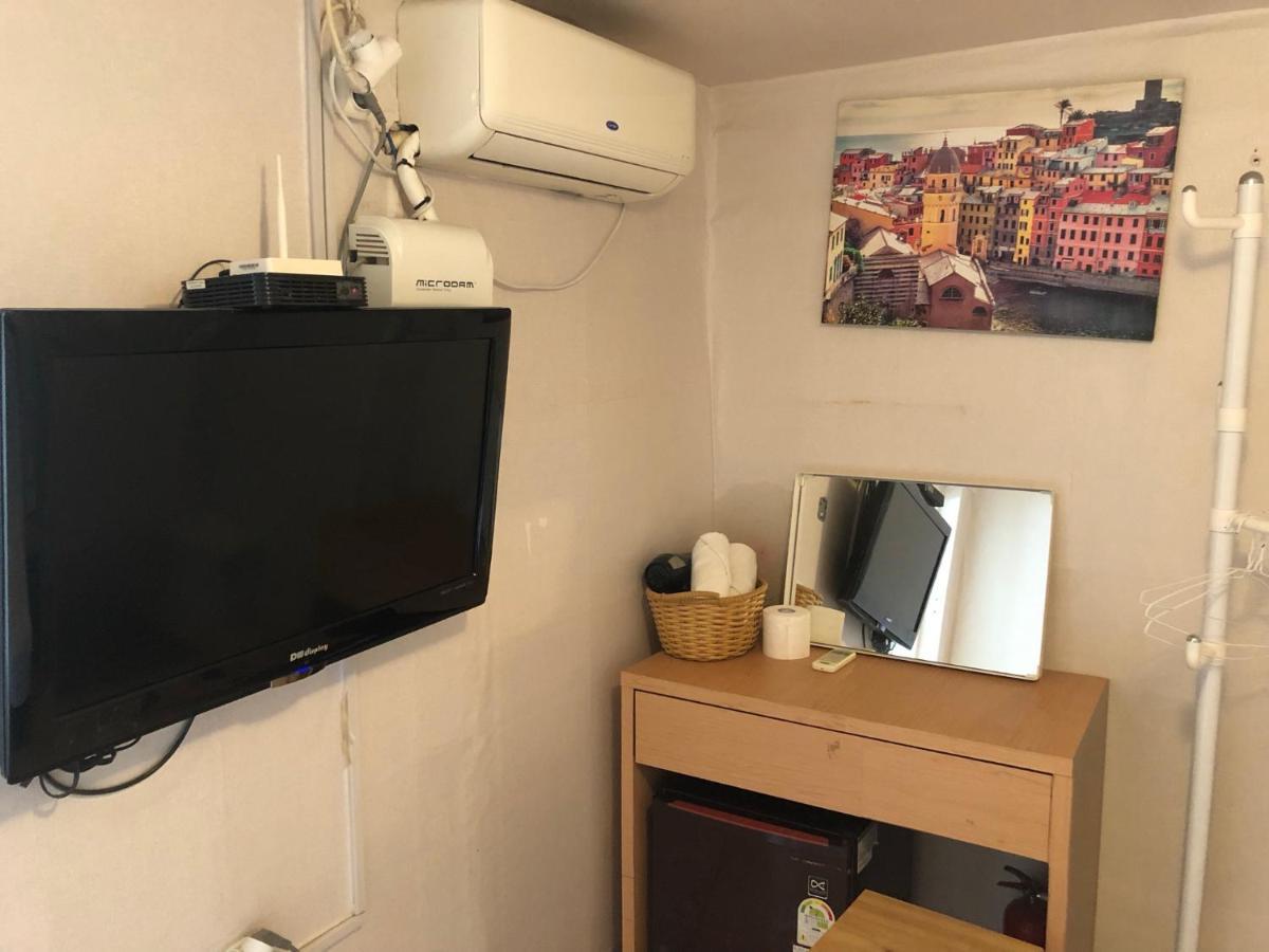 Chris Hostel Seoul Exterior photo